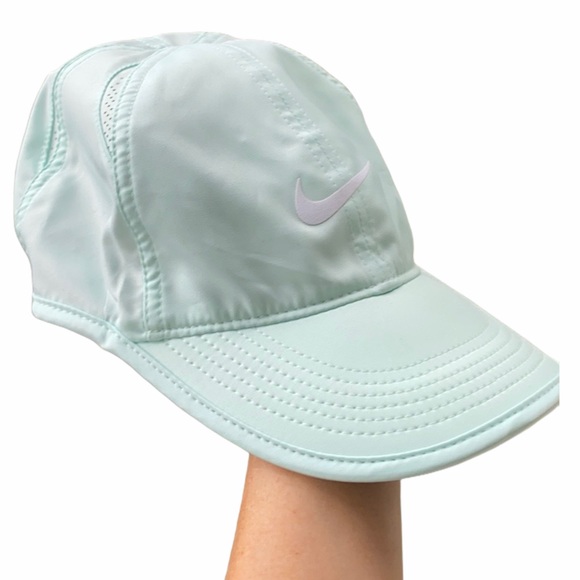 Mint green nike cap Clearance